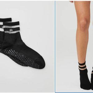 ALO YOGA WOMEN'S PULSE GRIP SOCK